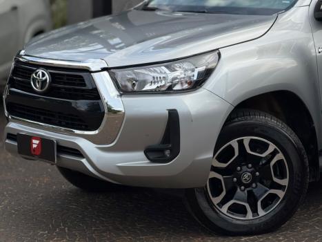 TOYOTA Hilux SW4 2.8 4P SRX 4X4 TURBO DIESEL AUTOMÁTICO, Foto 2