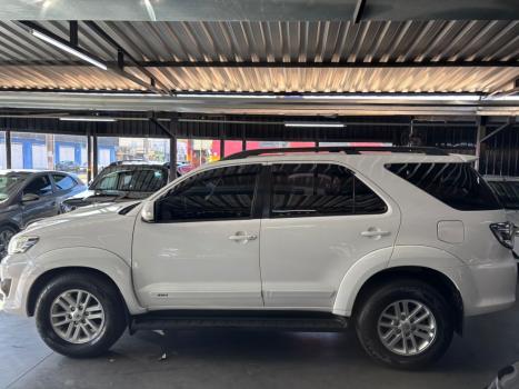 TOYOTA Hilux SW4 3.0 16V 4P SRV 4X4 7 LUGARES TURBO DIESEL AUTOMTICO, Foto 7