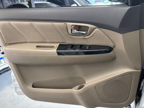 TOYOTA Hilux SW4 3.0 16V 4P SRV 4X4 7 LUGARES TURBO DIESEL AUTOMTICO, Foto 13