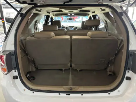 TOYOTA Hilux SW4 3.0 16V 4P SRV 4X4 7 LUGARES TURBO DIESEL AUTOMTICO, Foto 16