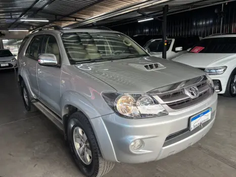 TOYOTA Hilux SW4 3.0 16V 4P SRV 4X4 TURBO DIESEL AUTOMTICO, Foto 5