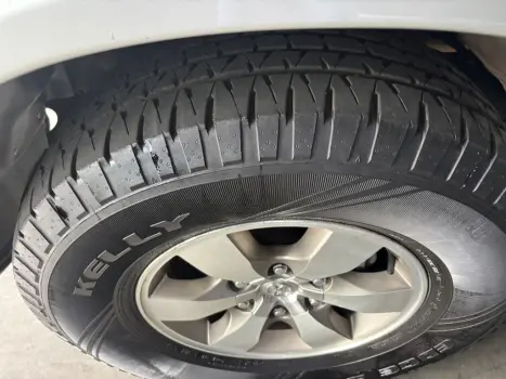 TOYOTA Hilux SW4 3.0 16V 4P SRV 4X4 TURBO DIESEL AUTOMTICO, Foto 18