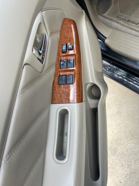 TOYOTA Hilux SW4 3.0 16V 4P SRV 4X4 7 LUGARES TURBO DIESEL AUTOMTICO, Foto 2