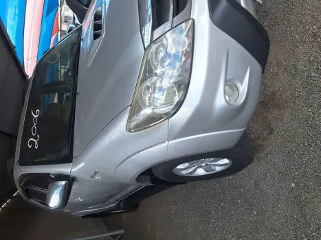 TOYOTA Hilux SW4 3.0 16V 4P SRV 4X4 TURBO DIESEL AUTOMTICO, Foto 3