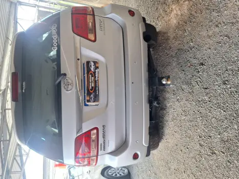 TOYOTA Hilux SW4 3.0 16V 4P SRV 4X4 TURBO DIESEL AUTOMTICO, Foto 8