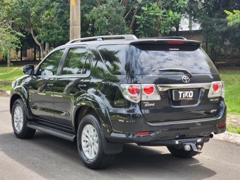 TOYOTA Hilux SW4 3.0 V6 12V 4P SRV 4X4 TURBO DIESEL AUTOM�TICO, Foto 5