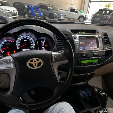 TOYOTA Hilux SW4 3.0 16V 4P 4X4 SRV TURBO DIESEL, Foto 7