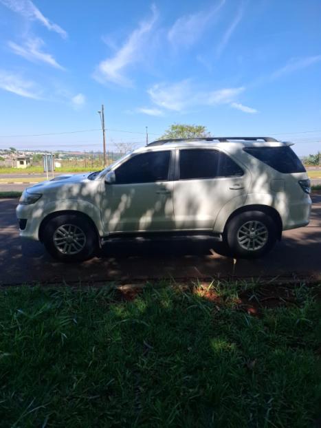 TOYOTA Hilux SW4 3.0 V6 12V 4P SRV 4X4 TURBO DIESEL AUTOMÁTICO, Foto 7