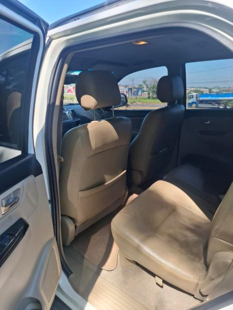 TOYOTA Hilux SW4 3.0 V6 12V 4P SRV 4X4 TURBO DIESEL AUTOMÁTICO, Foto 10