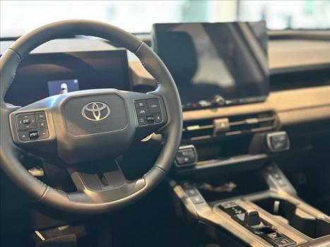 TOYOTA RAV 4 , Foto 11