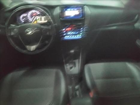TOYOTA Yaris Hatch 1.5 16V 4P FLEX XS CONNECT MULTIDRIVE AUTOMTICO CVT, Foto 9