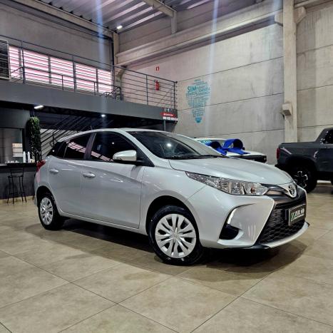 TOYOTA Yaris Hatch 1.3 16V 4P FLEX XL MULTIDRIVE AUTOMTICO CVT, Foto 1
