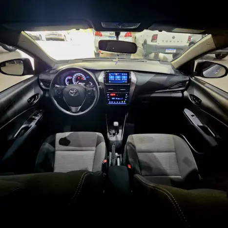 TOYOTA Yaris Hatch 1.3 16V 4P FLEX XL MULTIDRIVE AUTOMTICO CVT, Foto 6