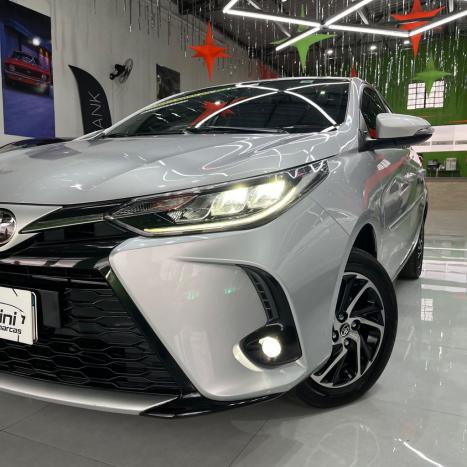 TOYOTA Yaris Hatch 1.5 16V 4P FLEX XLS MULTIDRIVE AUTOMTICO CVT, Foto 2