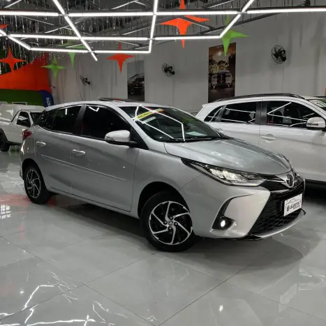 TOYOTA Yaris Hatch 1.5 16V 4P FLEX XLS MULTIDRIVE AUTOMTICO CVT, Foto 3