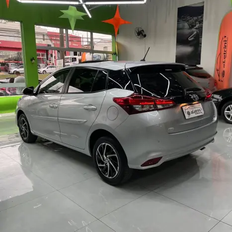 TOYOTA Yaris Hatch 1.5 16V 4P FLEX XLS MULTIDRIVE AUTOMTICO CVT, Foto 5