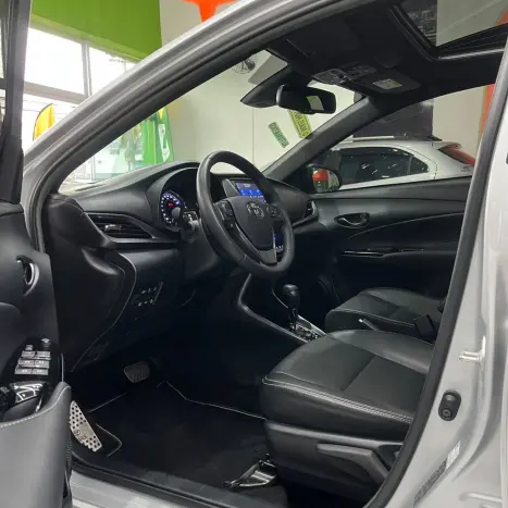 TOYOTA Yaris Hatch 1.5 16V 4P FLEX XLS MULTIDRIVE AUTOMTICO CVT, Foto 6