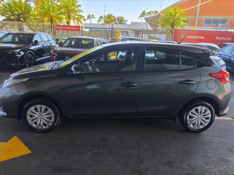 TOYOTA Yaris Hatch 1.5 16V 4P FLEX XL MULTIDRIVE AUTOMTICO CVT, Foto 6
