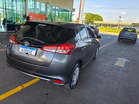 TOYOTA Yaris Hatch 1.5 16V 4P FLEX XL MULTIDRIVE AUTOMTICO CVT, Foto 9
