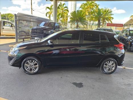 TOYOTA Yaris Hatch 1.5 16V 4P FLEX XL PLUS CONNECT MULTIDRIVE AUTOMTICO CVT, Foto 5