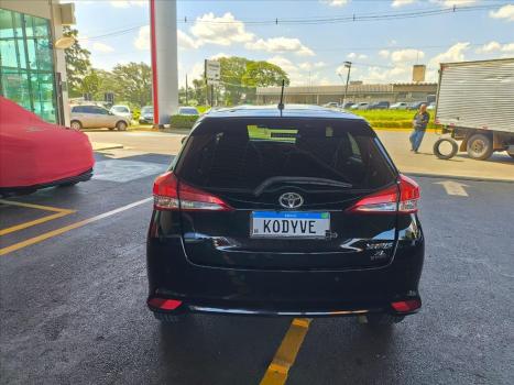 TOYOTA Yaris Hatch 1.5 16V 4P FLEX XL PLUS CONNECT MULTIDRIVE AUTOMTICO CVT, Foto 8