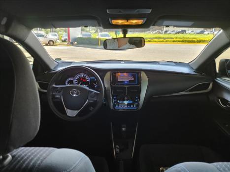 TOYOTA Yaris Hatch 1.5 16V 4P FLEX XL PLUS CONNECT MULTIDRIVE AUTOMTICO CVT, Foto 11
