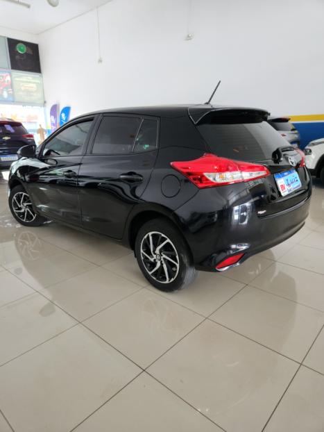 TOYOTA Yaris Hatch 1.3 16V 4P FLEX XL PLUS TECH MULTIDRIVE AUTOM�TICO CVT, Foto 5