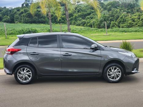 TOYOTA Yaris Hatch 1.5 16V 4P FLEX XS CONNECT MULTIDRIVE AUTOM�TICO CVT, Foto 5