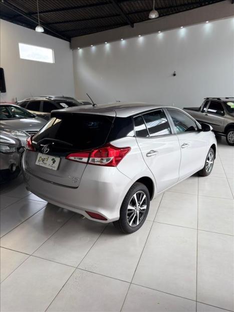 TOYOTA Yaris Hatch 1.5 16V 4P FLEX XLS MULTIDRIVE AUTOM�TICO CVT, Foto 6