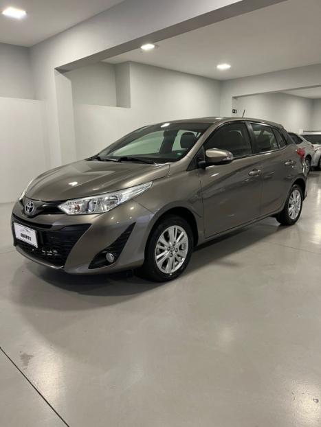 TOYOTA Yaris Hatch 1.3 16V 4P FLEX XL MULTIDRIVE AUTOM�TICO CVT, Foto 3