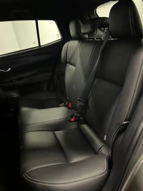 TOYOTA Yaris Hatch 1.3 16V 4P FLEX XL MULTIDRIVE AUTOM�TICO CVT, Foto 14