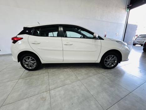 TOYOTA Yaris Hatch 1.5 16V 4P FLEX XS MULTIDRIVE AUTOM�TICO CVT, Foto 4