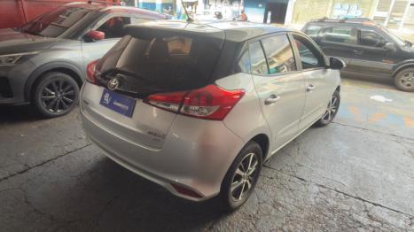 TOYOTA Yaris Hatch 1.5 16V 4P FLEX XS CONNECT MULTIDRIVE AUTOM�TICO CVT, Foto 6