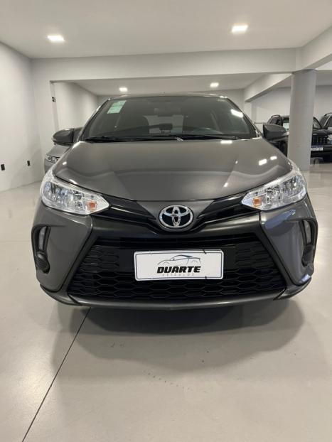 TOYOTA Yaris Hatch 1.5 16V 4P FLEX XL MULTIDRIVE AUTOM�TICO CVT, Foto 2