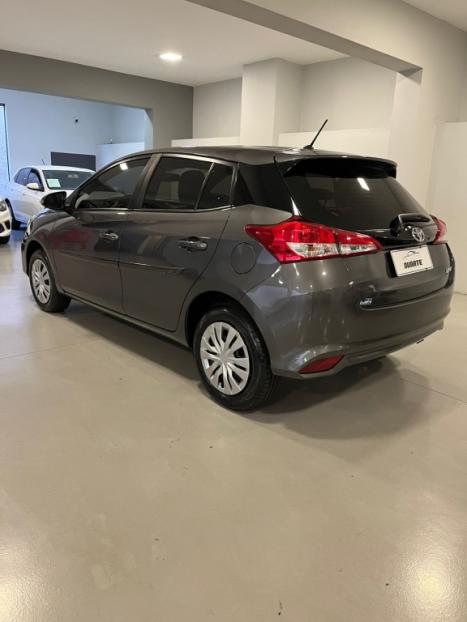 TOYOTA Yaris Hatch 1.5 16V 4P FLEX XL MULTIDRIVE AUTOM�TICO CVT, Foto 6