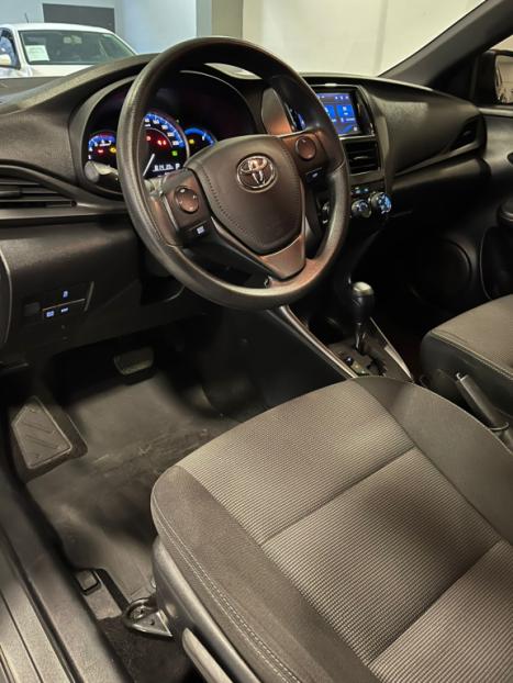 TOYOTA Yaris Hatch 1.5 16V 4P FLEX XL MULTIDRIVE AUTOM�TICO CVT, Foto 14