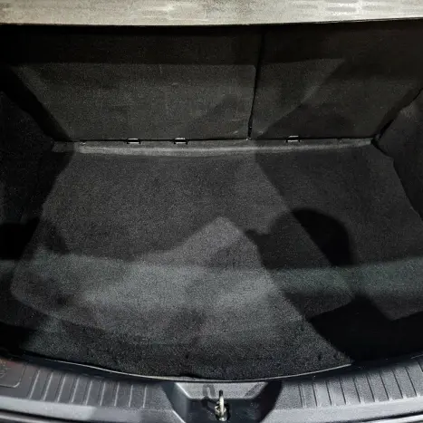 TOYOTA Yaris Hatch 1.3 16V 4P FLEX XL PLUS TECH MULTIDRIVE AUTOM�TICO CVT, Foto 10