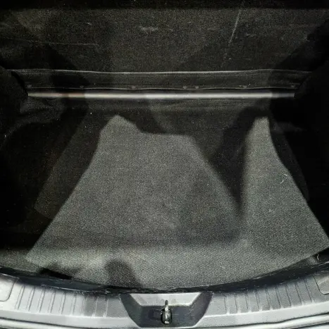 TOYOTA Yaris Hatch 1.5 16V 4P FLEX XL MULTIDRIVE AUTOM�TICO CVT, Foto 10