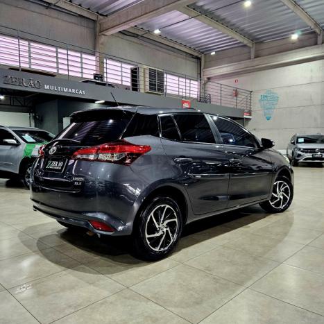TOYOTA Yaris Hatch 1.5 16V 4P FLEX XLS MULTIDRIVE AUTOM�TICO CVT, Foto 4
