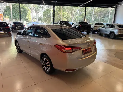 TOYOTA Yaris Hatch 1.3 16V 4P FLEX XL MULTIDRIVE AUTOM�TICO CVT, Foto 7