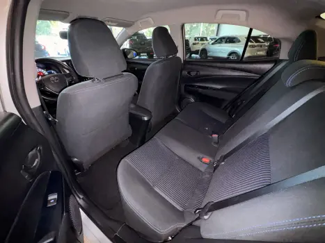 TOYOTA Yaris Hatch 1.3 16V 4P FLEX XL MULTIDRIVE AUTOM�TICO CVT, Foto 15