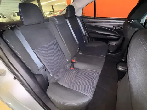 TOYOTA Yaris Hatch 1.3 16V 4P FLEX XL MULTIDRIVE AUTOM�TICO CVT, Foto 18