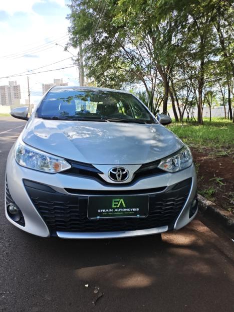 TOYOTA Yaris Hatch 1.3 16V 4P FLEX XL PLUS TECH MULTIDRIVE AUTOM�TICO CVT, Foto 2