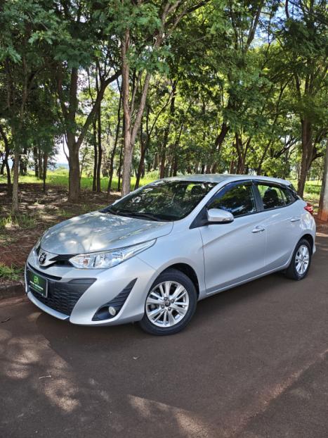 TOYOTA Yaris Hatch 1.3 16V 4P FLEX XL PLUS TECH MULTIDRIVE AUTOM�TICO CVT, Foto 3