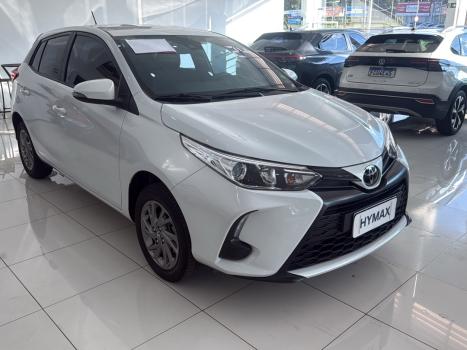 TOYOTA Yaris Hatch 1.5 16V 4P FLEX XS MULTIDRIVE AUTOM�TICO CVT, Foto 2