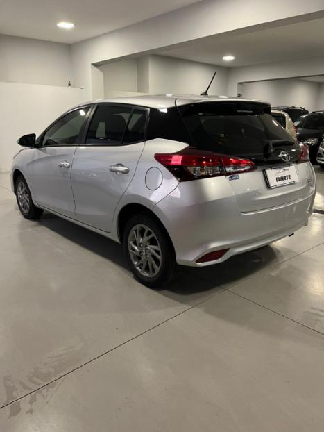 TOYOTA Yaris Hatch 1.5 16V 4P FLEX XS MULTIDRIVE AUTOM�TICO CVT, Foto 6