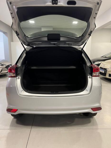 TOYOTA Yaris Hatch 1.5 16V 4P FLEX XS MULTIDRIVE AUTOM�TICO CVT, Foto 8