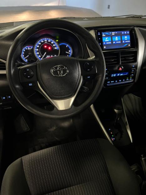 TOYOTA Yaris Hatch 1.5 16V 4P FLEX XL PLUS CONNECT MULTIDRIVE AUTOM�TICO CVT, Foto 12