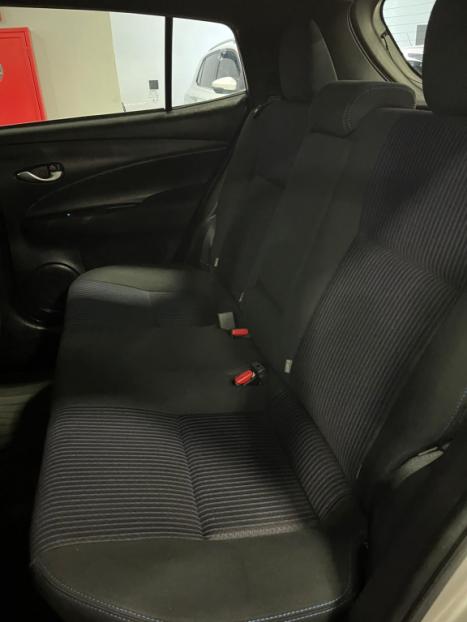 TOYOTA Yaris Hatch 1.5 16V 4P FLEX XL PLUS CONNECT MULTIDRIVE AUTOM�TICO CVT, Foto 19