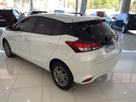 TOYOTA Yaris Hatch 1.5 16V 4P FLEX XS MULTIDRIVE AUTOM�TICO CVT, Foto 5